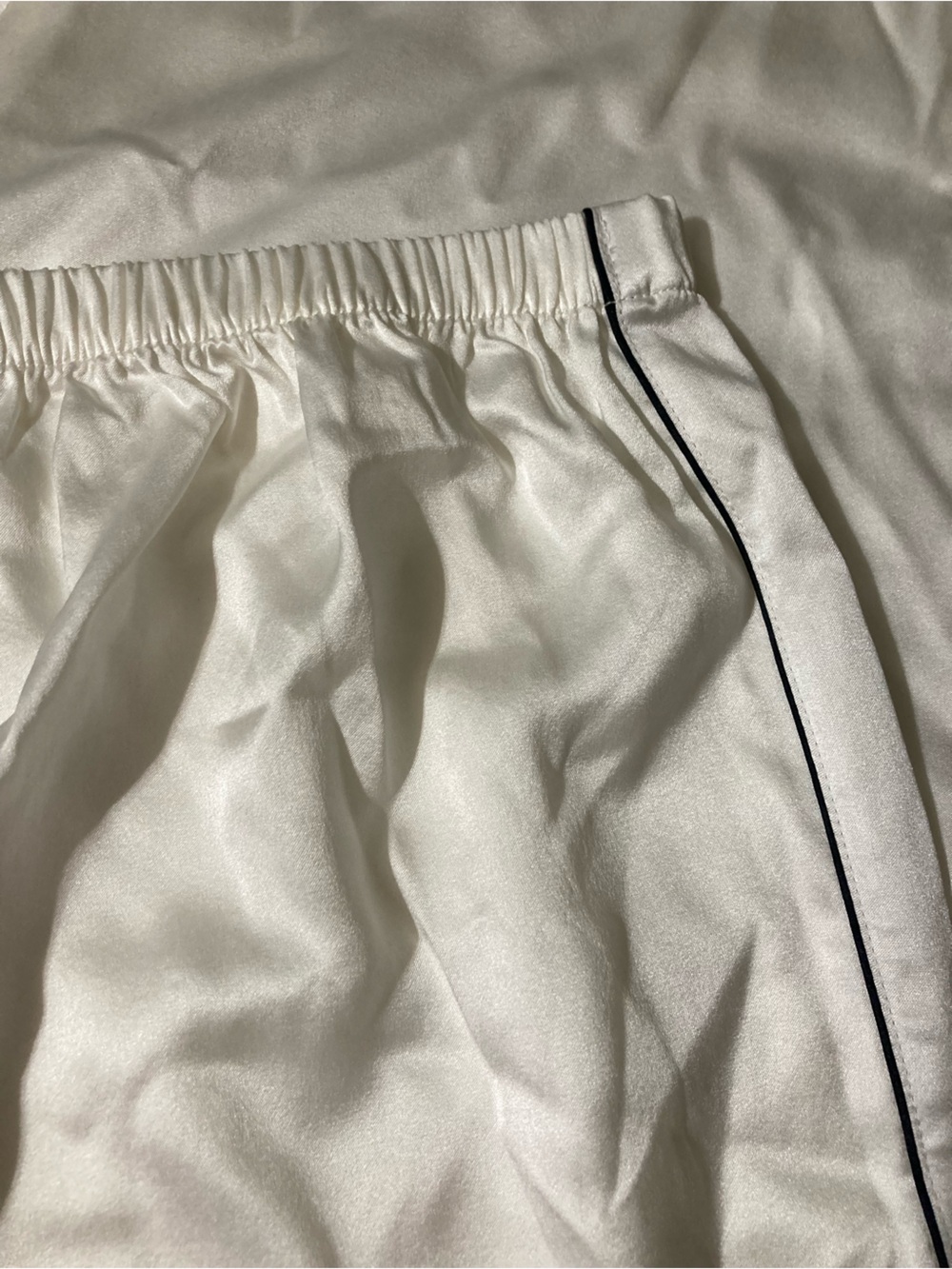 SKIMS Silk Pajama Set S - Picture 12 of 15
